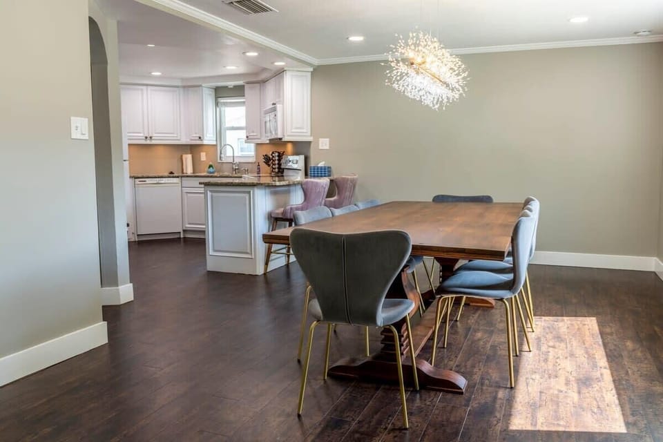 Dining Room overlooking kitchen