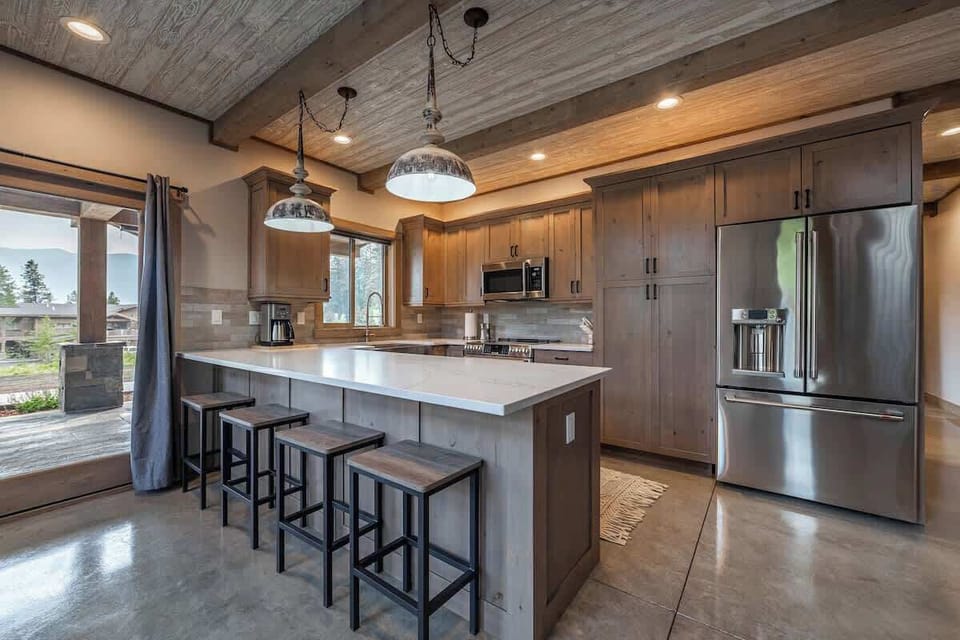 Plan your next adventure from the eat-in peninsula 