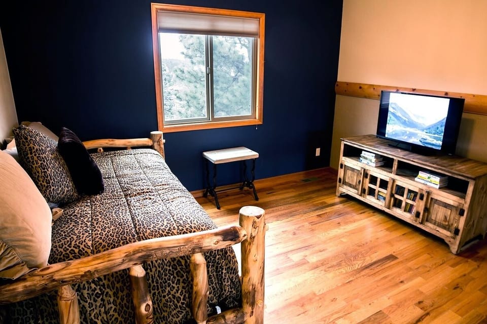 Townhome, 3 Bedrooms | 3 bedrooms, free WiFi