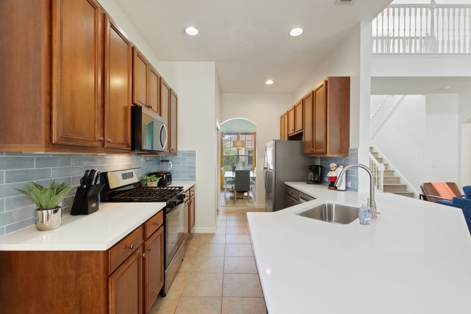 Villa, 5 Bedrooms | Private kitchen | Coffee/tea maker, fridge, oven, toaster