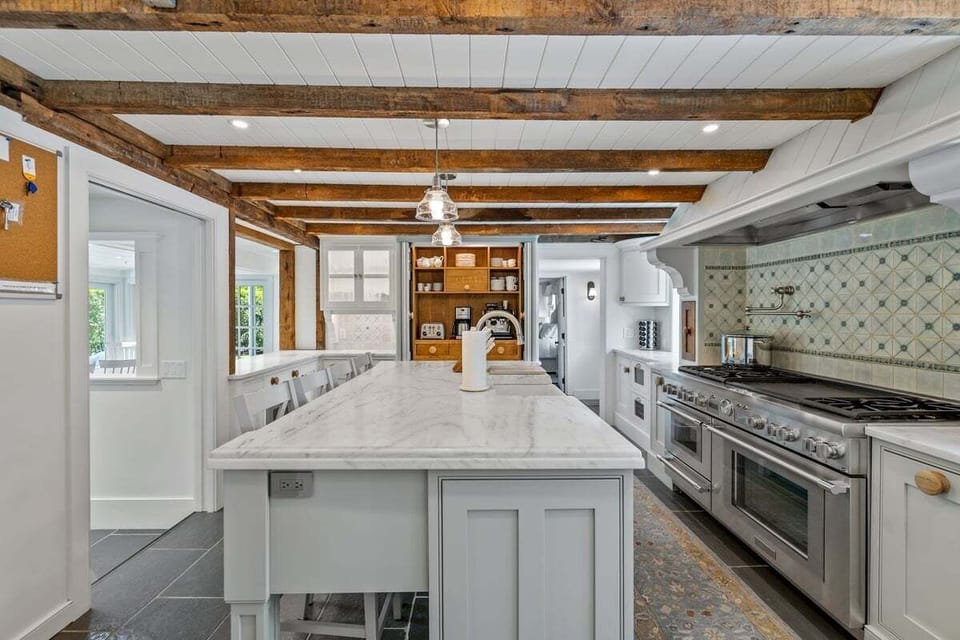 Beautiful kitchen!