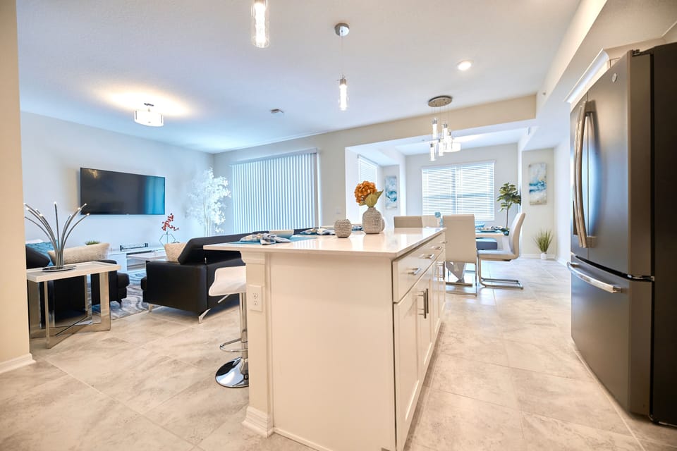 Condo, 2 Bedrooms | Private kitchen | Coffee/tea maker, fridge, oven, stovetop