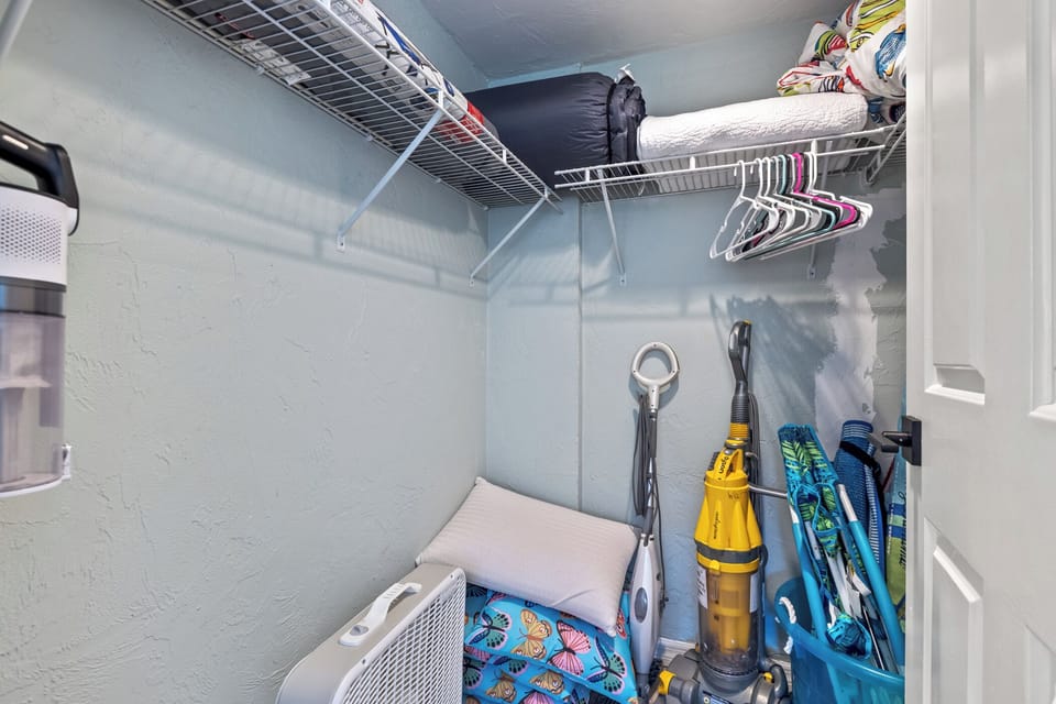 Cleaning equipment