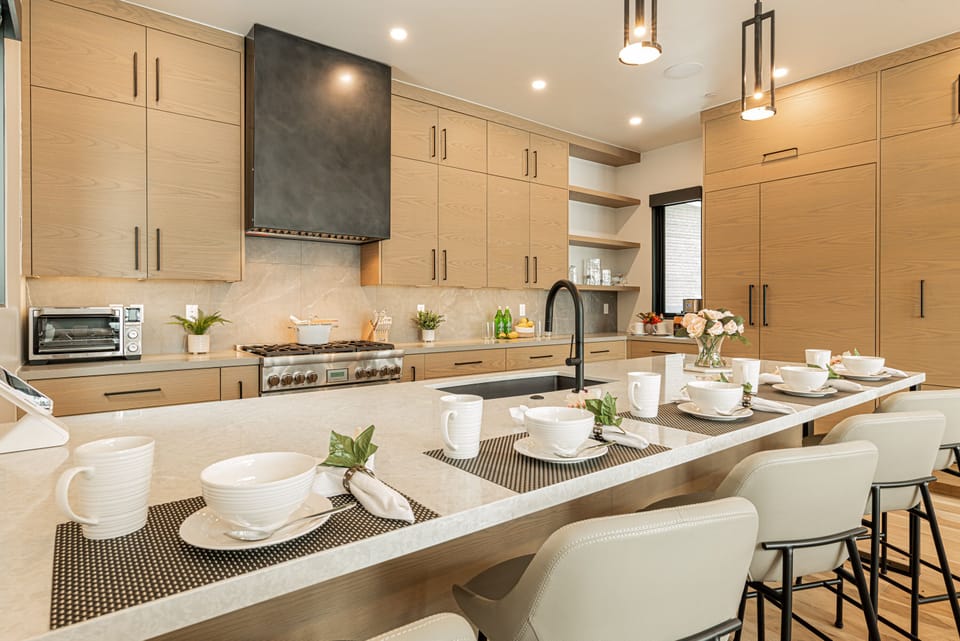 Huge Kitchen with Plenty of Counter Space