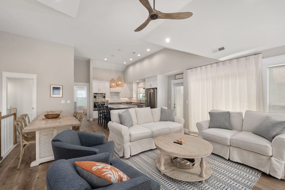 LS14: Shelly Shores | TL Living, Dining, Kitchen Area