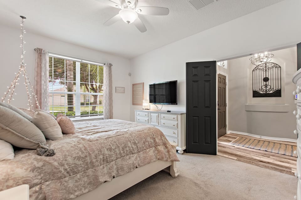 Villa, 5 Bedrooms | 5 bedrooms, iron/ironing board, free WiFi