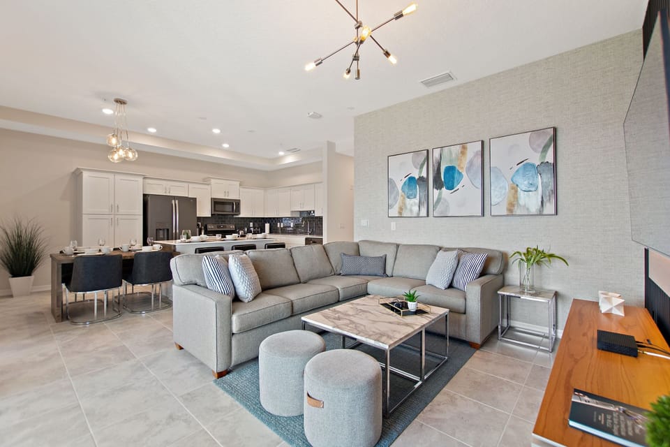 Condo, 3 Bedrooms | Living area | Smart TV