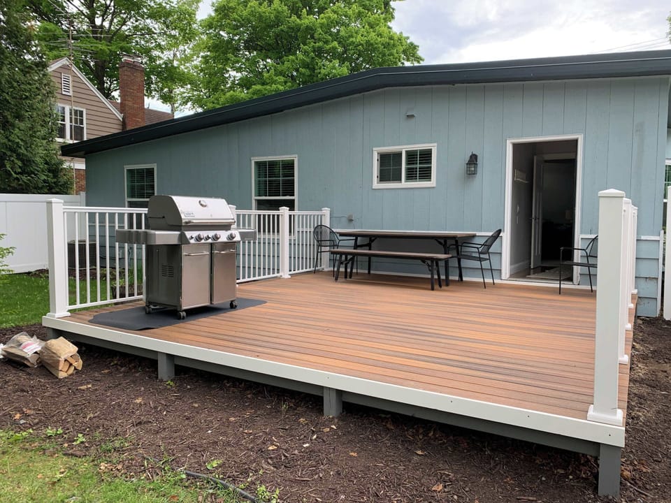 Great backyard porch for grilling and eating!