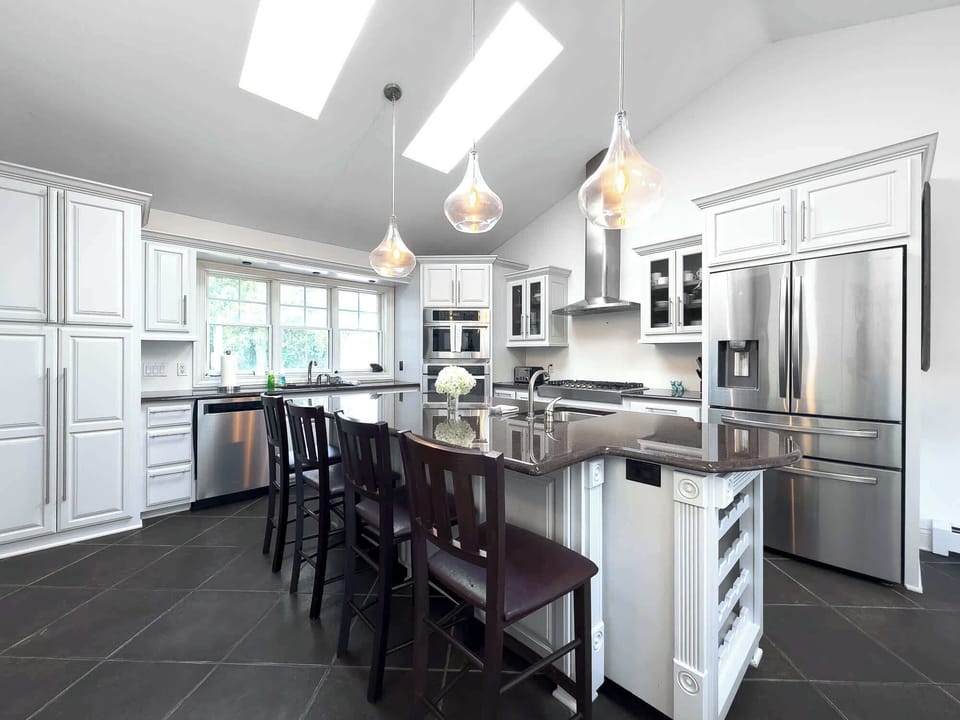 Fully stocked, newly painted, updated kitchen!