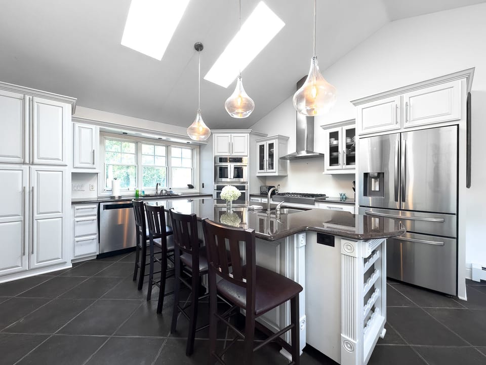 Fully stocked, newly painted, updated kitchen!
