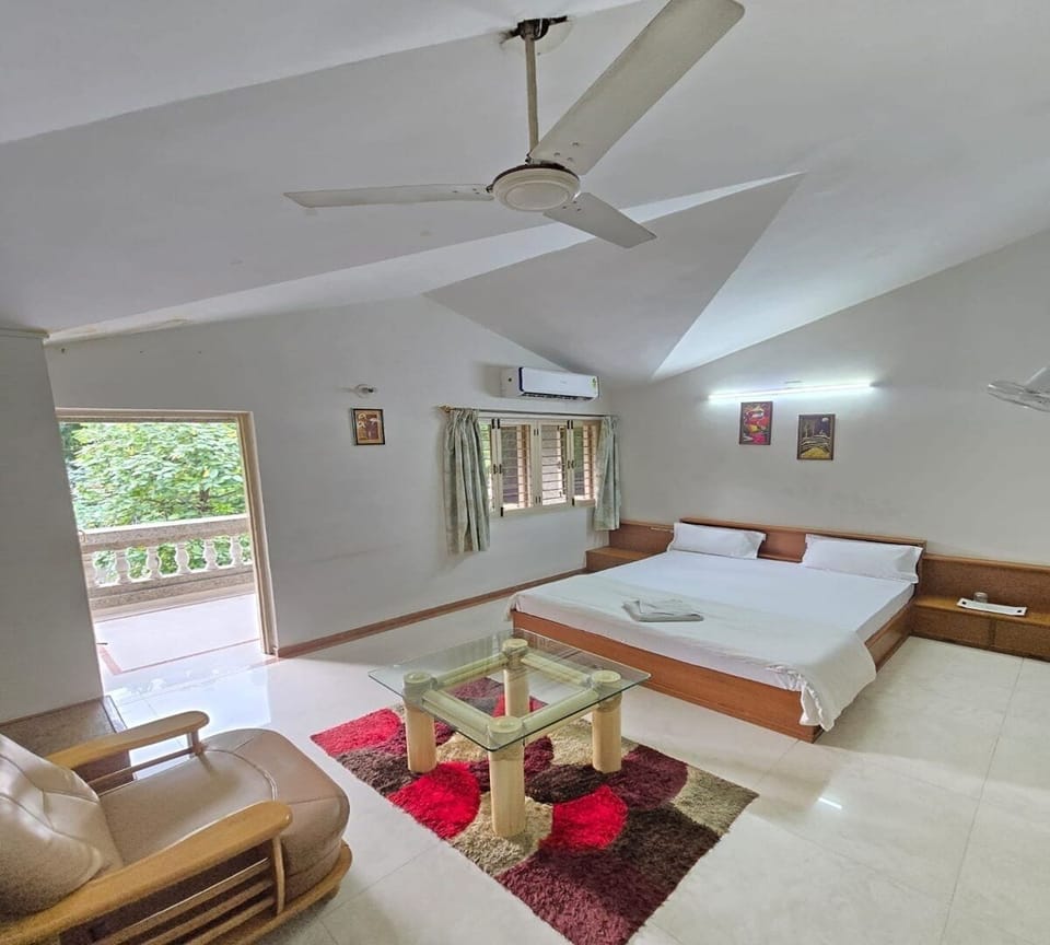 Deluxe Double Room | Free WiFi