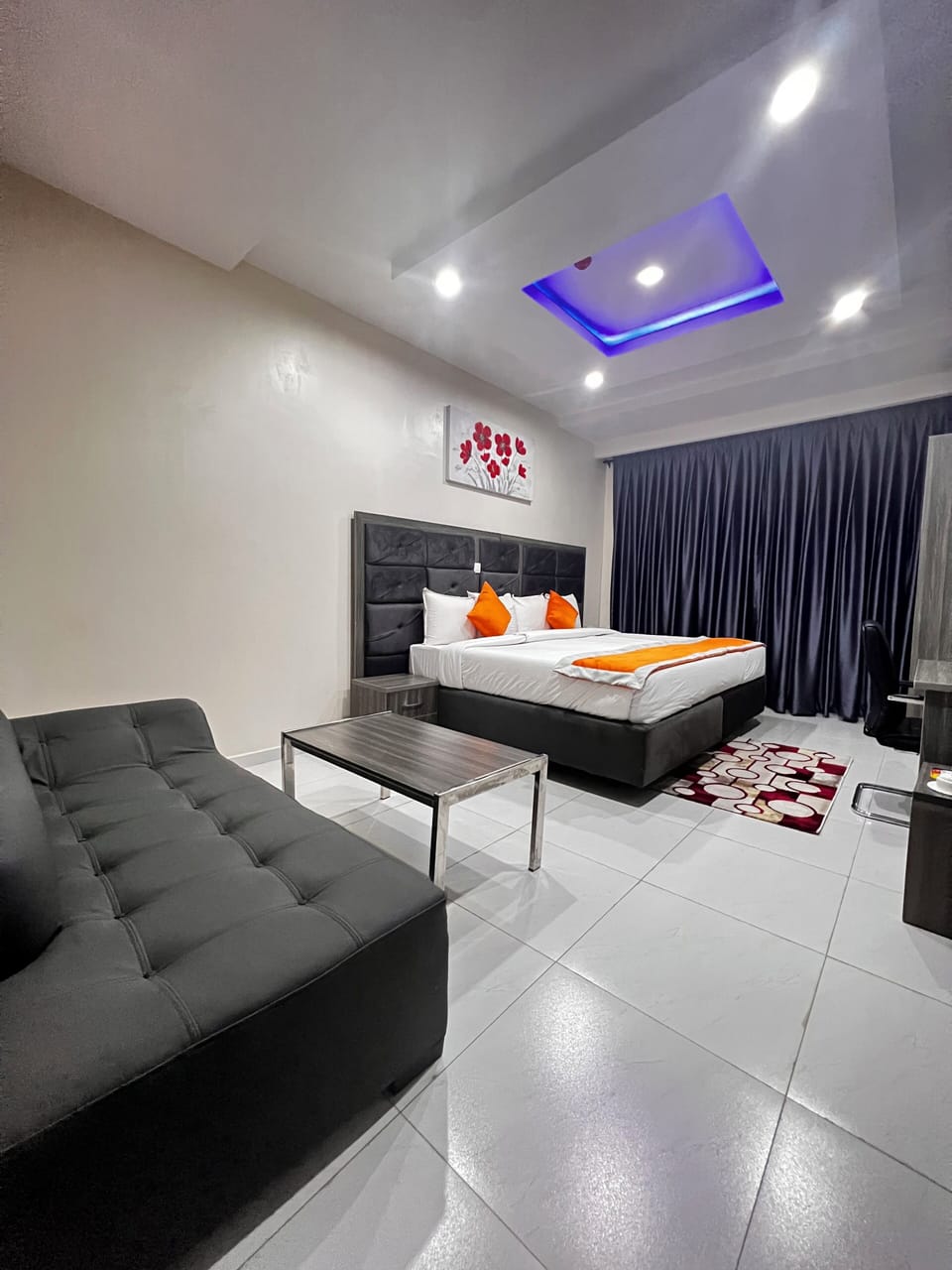Deluxe Twin Room | Desk, laptop workspace, free WiFi