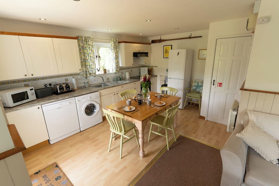 Kitchen and dining area