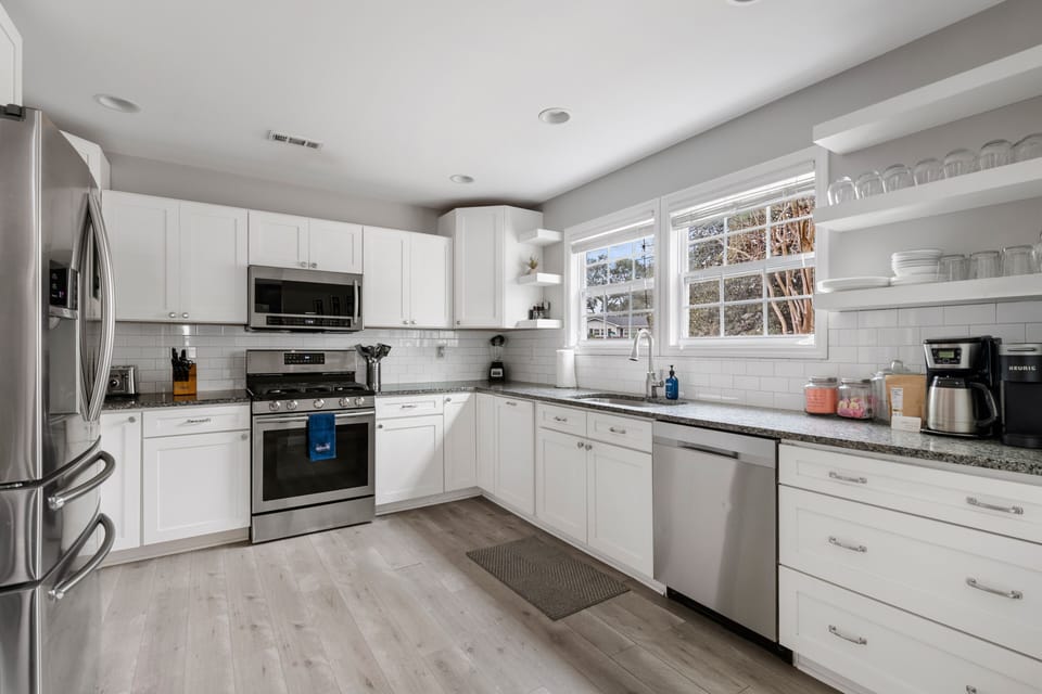 Fully Stocked Kitchen