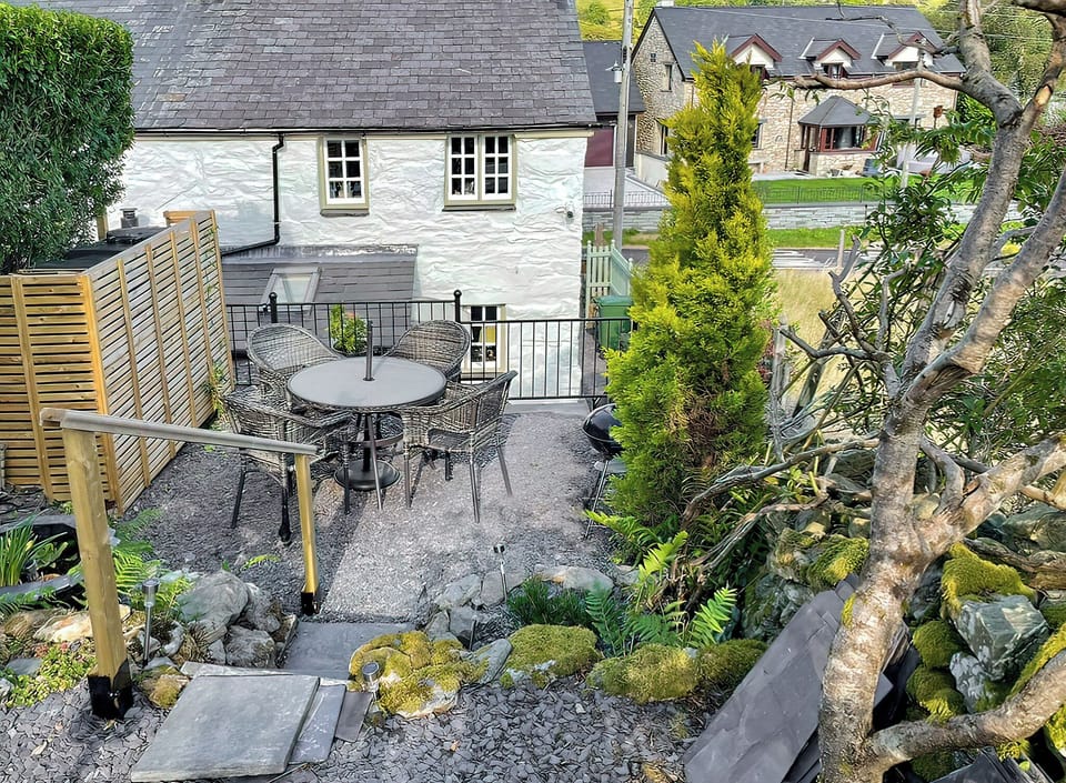 Exterior | Summerhill Tanyrhos, Manod, near Blaenau Ffestiniog