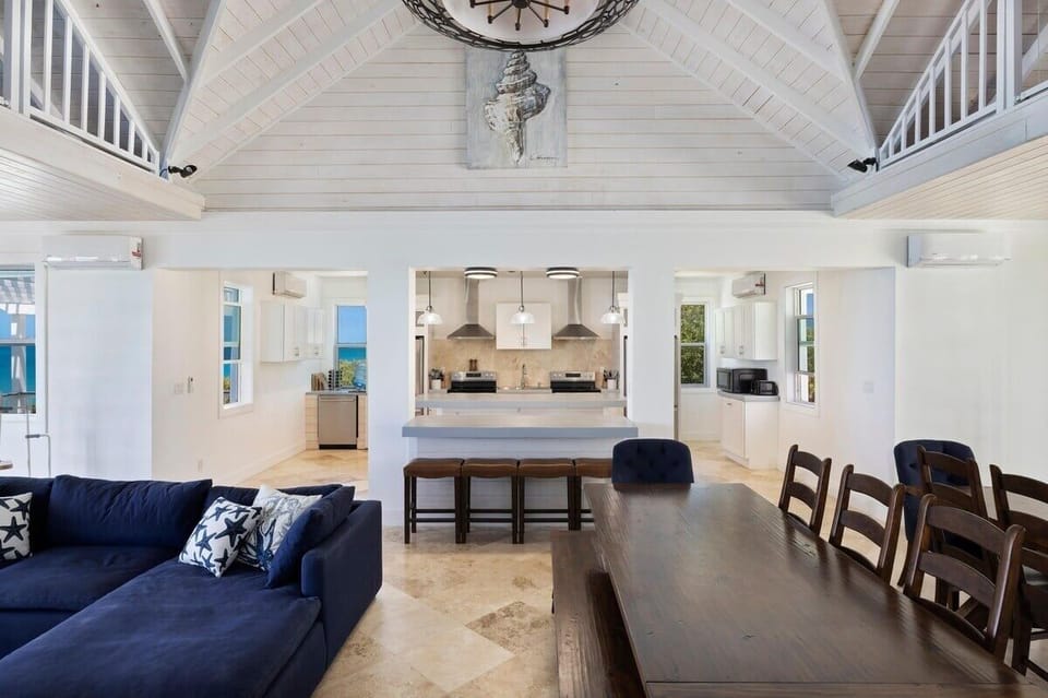 House, 1 Bedroom | Dining