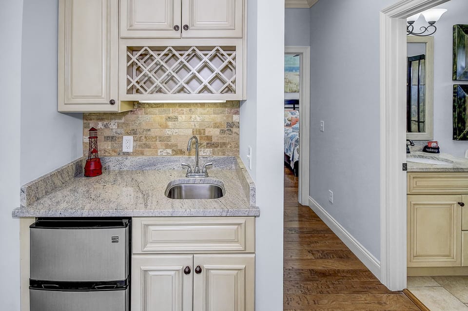 House, Multiple Beds, Pool Access, Ocean View (21806 Webb Street) | Private kitchen | Fridge, microwave, oven, stovetop