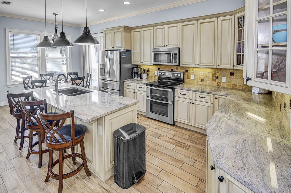 House, Multiple Beds, Pool Access, Ocean View (21806 Webb Street) | Private kitchen | Fridge, microwave, oven, stovetop