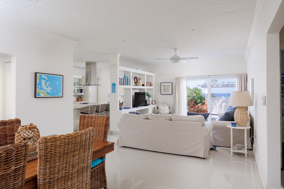 House, 3 Bedrooms | Living area