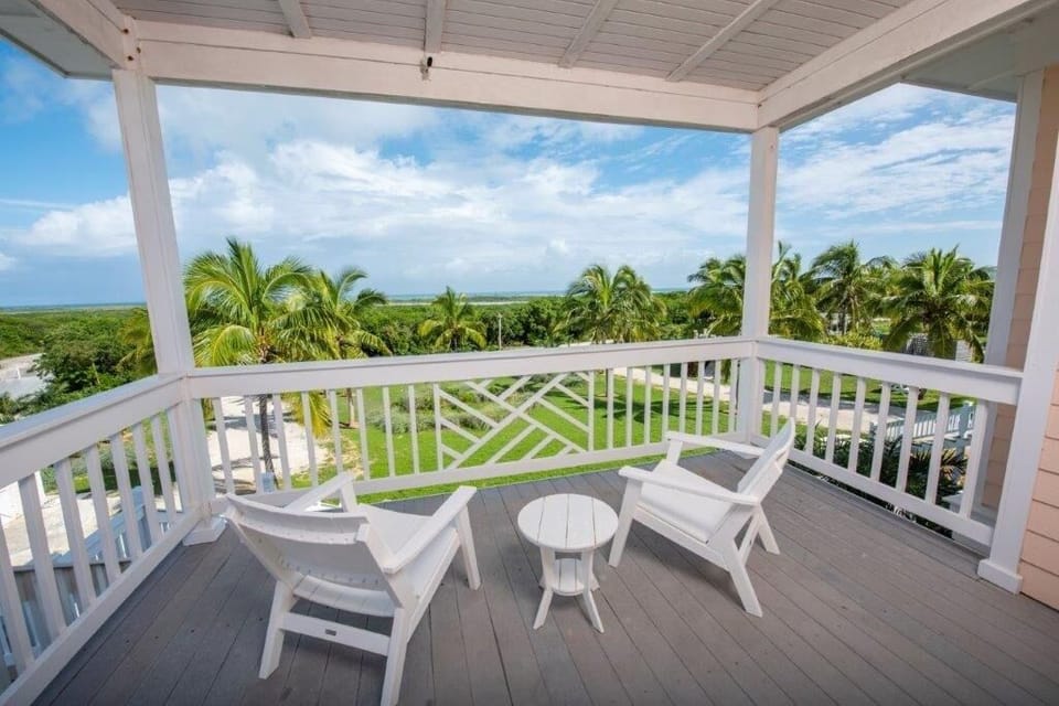 Condo, Multiple Bedrooms | Property grounds
