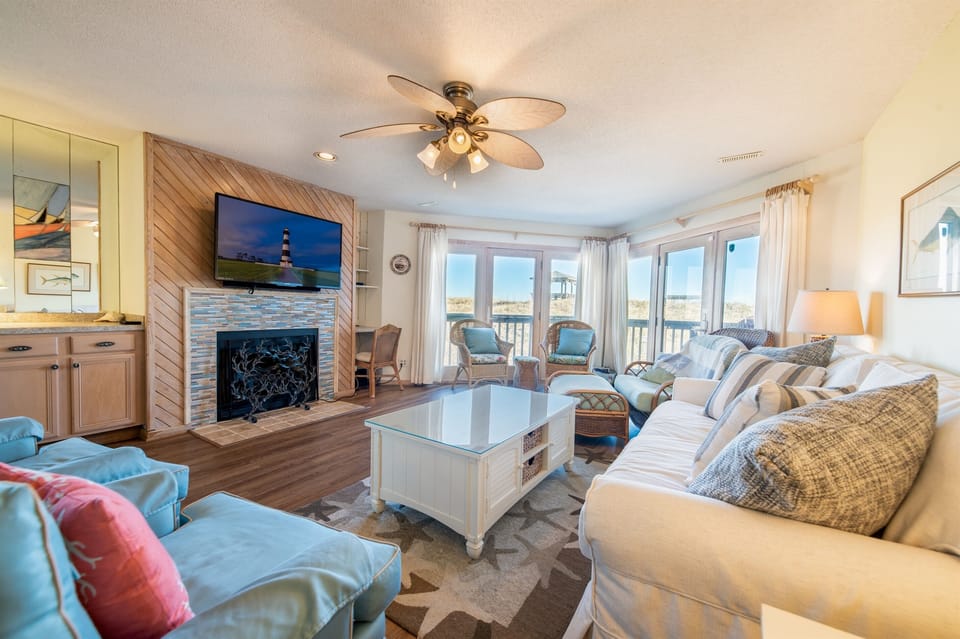 Living Room facing the ocean