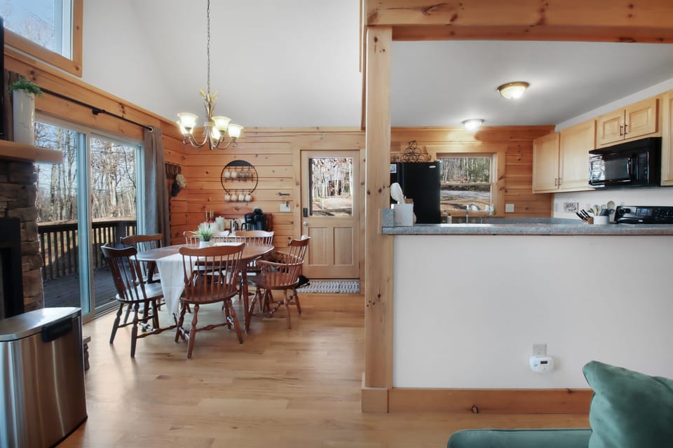 Dining Room/ Kitchen