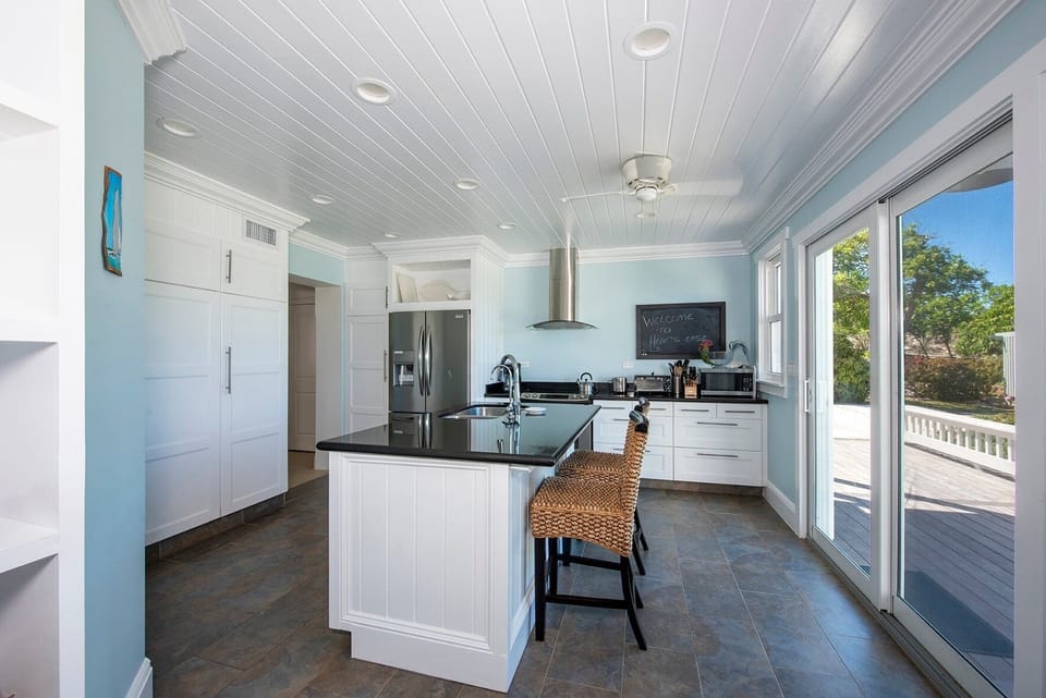 House, 3 Bedrooms | Private kitchen | Coffee/tea maker, fridge, oven, toaster