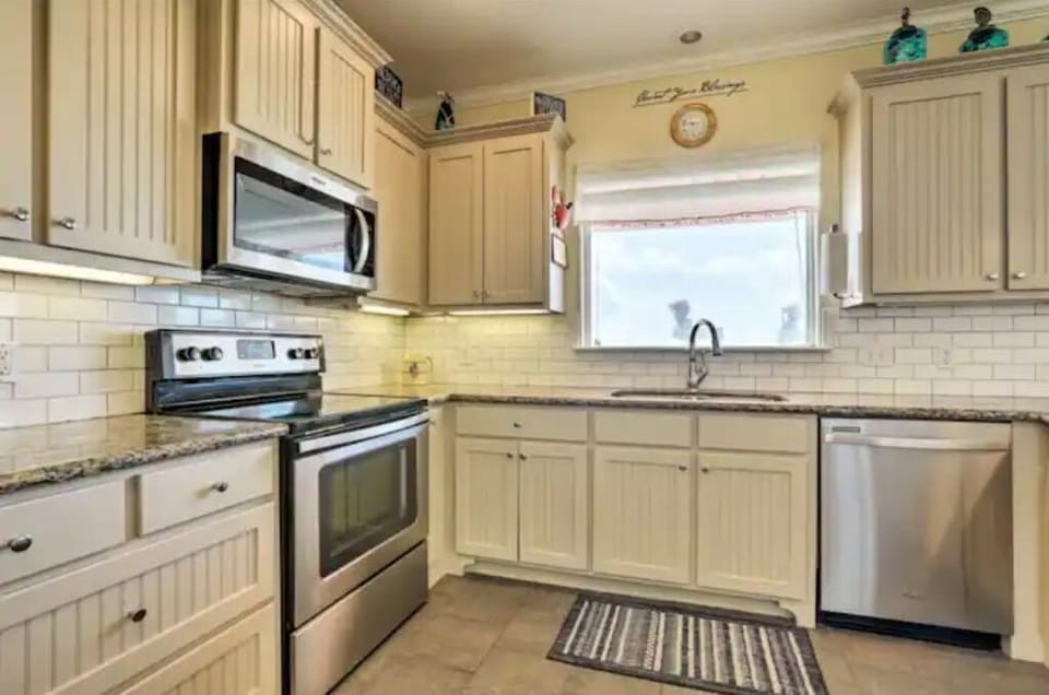 Kitchen with all of the amenities of home.