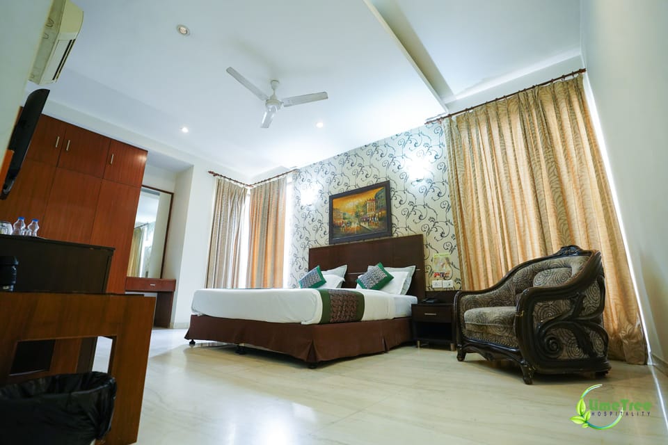 Deluxe Double Room | Premium bedding, free WiFi, bed sheets