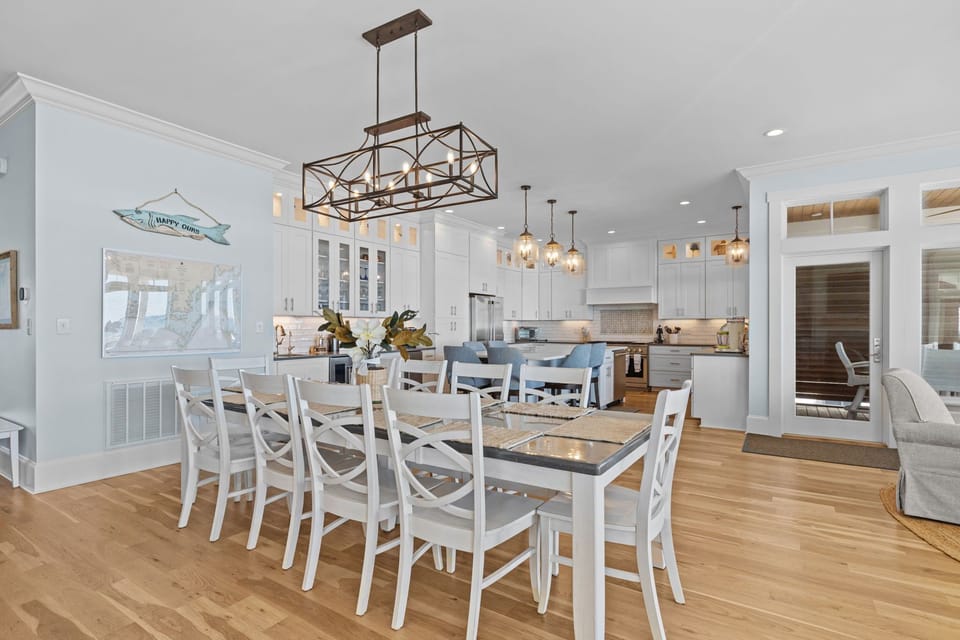 Formal Dining