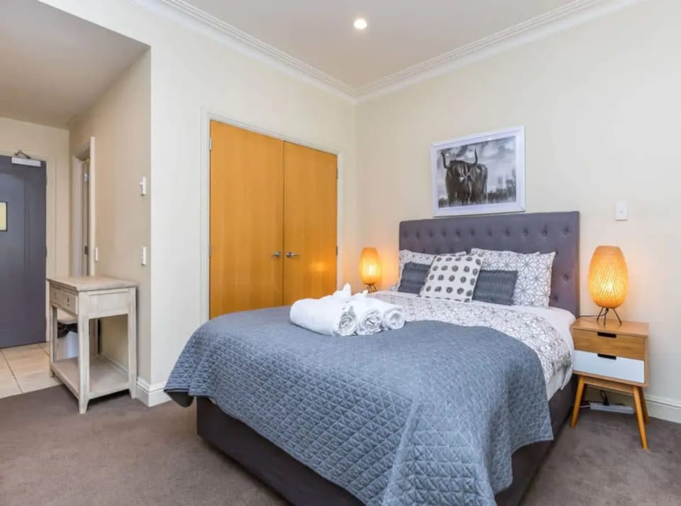 Apartment | 1 bedroom, individually decorated, individually furnished