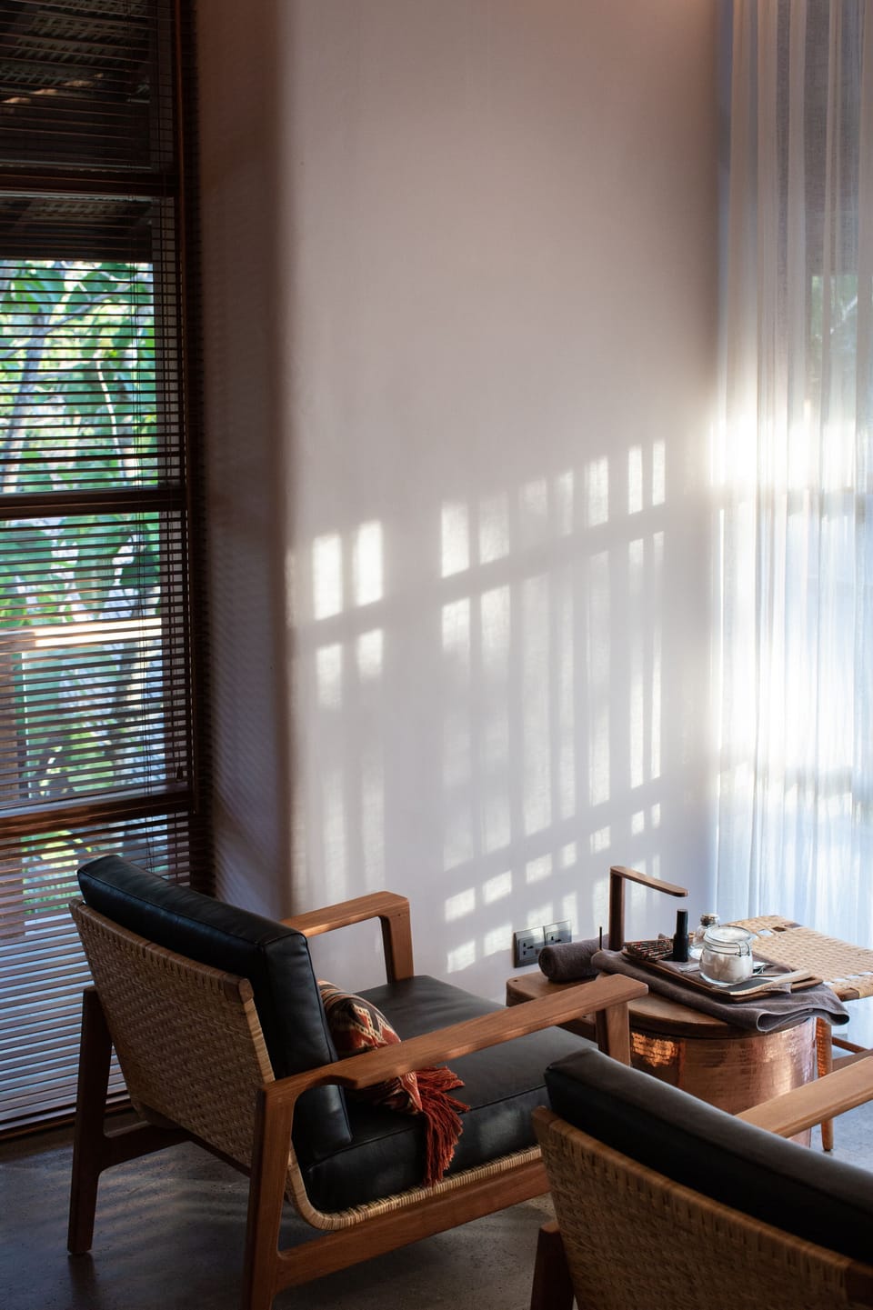 Couples treatment rooms, sauna, body treatments, deep-tissue massages