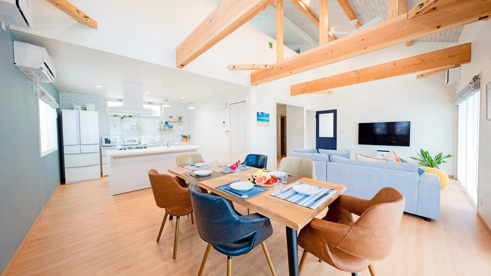 2 Beds Room Villa, Non Smoking | In-room dining