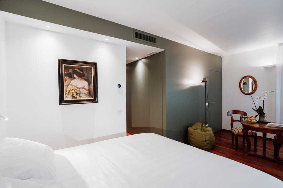 Family Room | Down comforters, desk, soundproofing, WiFi (free)