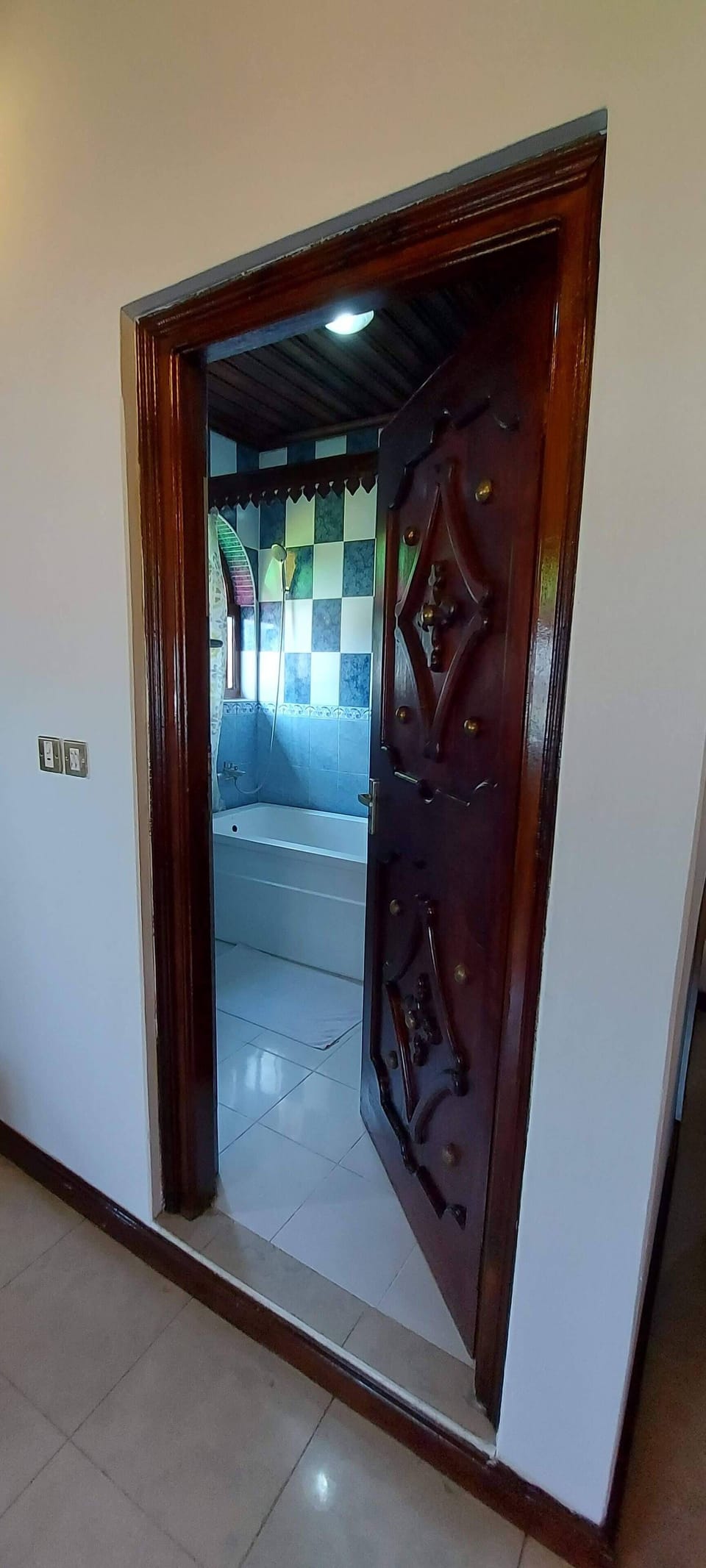 Superior Double or Twin Room | Bathroom | Bathrobes, towels