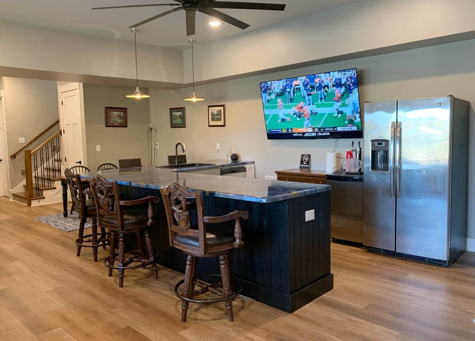 Bar - Downstairs Kitchen