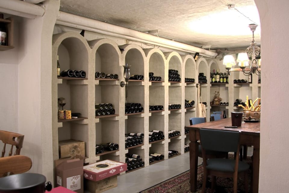 Breakfast, lunch, dinner served; local cuisine 