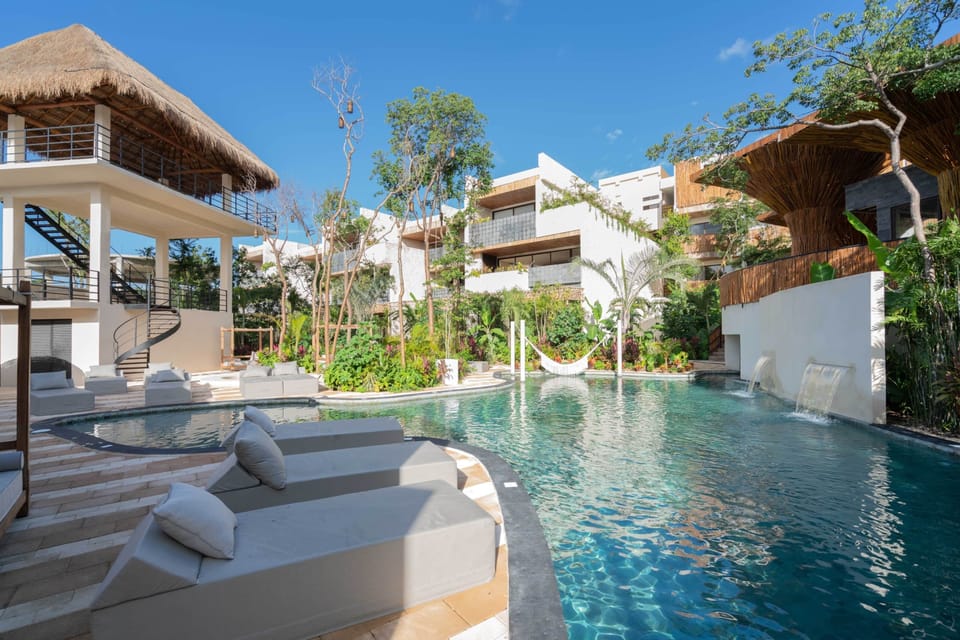 Pool (1)