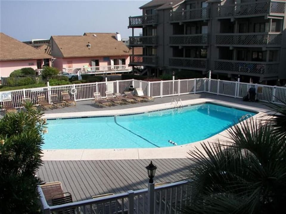 One guest reviewed `The home was exactly as pictured and described. It was very clean. The kitchen is fully equipped with everything you need. The beach is a quick walk across the street; not even 3 minutes away! I would definitely recommend to anyone loo