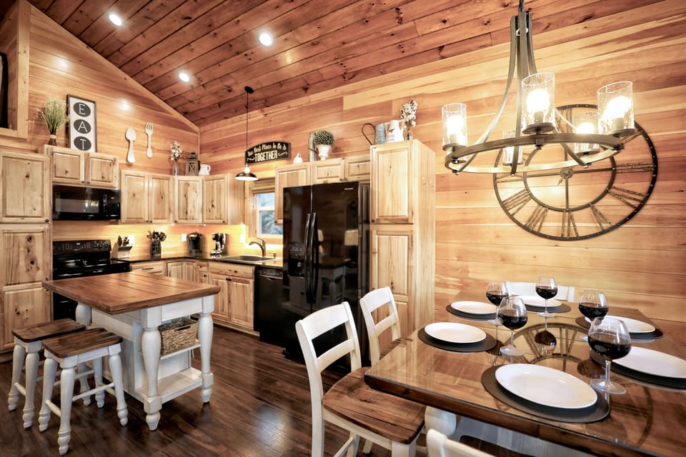 Comes with a fully stocked kitchen