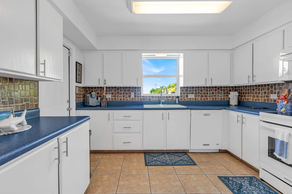 Kitchen (1)