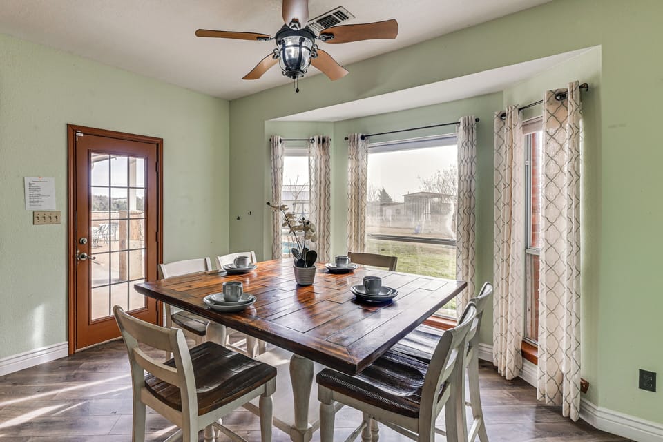 Dining Area | 1st Floor