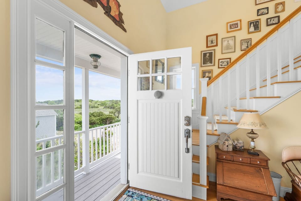 Entryway to home