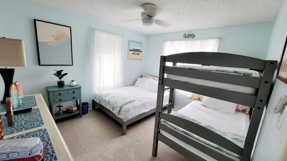 Second bedroom. Sleeps four