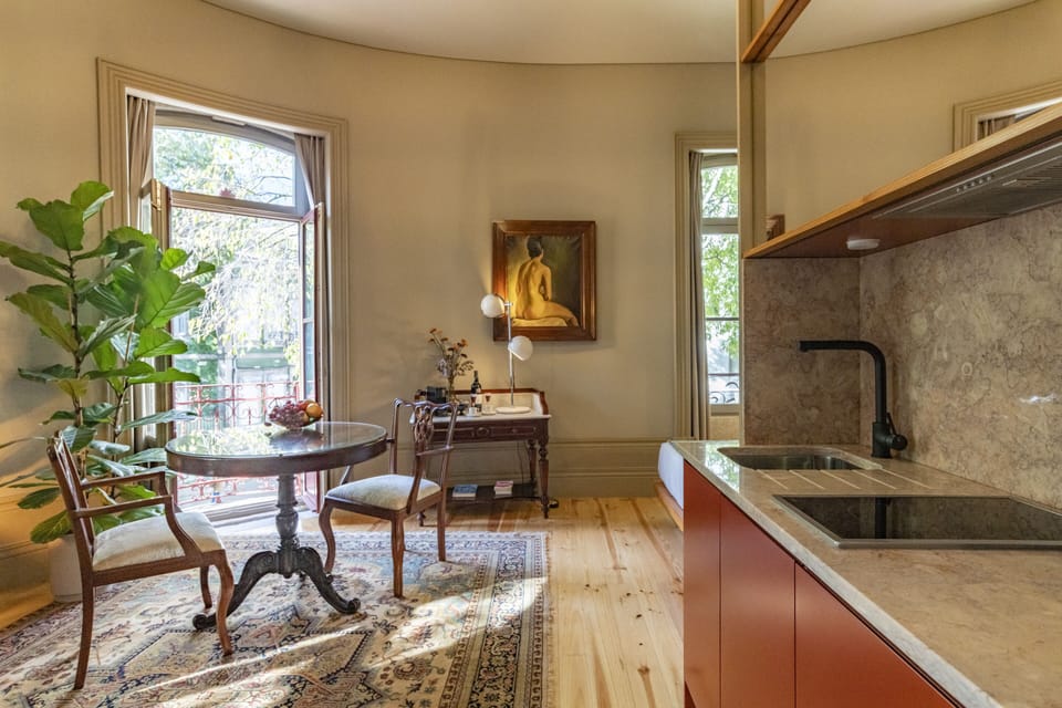 Kitchenette and Dining area 
