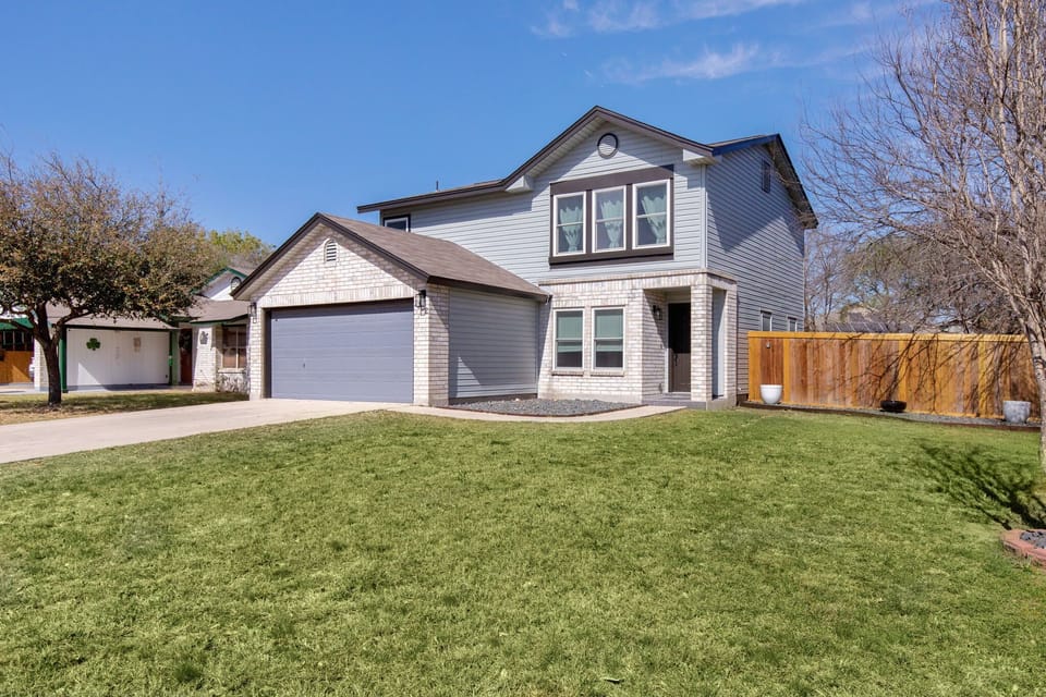Bright Blue Haus with cute curb appeal