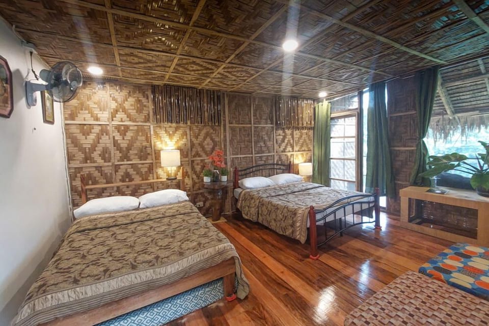 Family Cabin | Desk, bed sheets