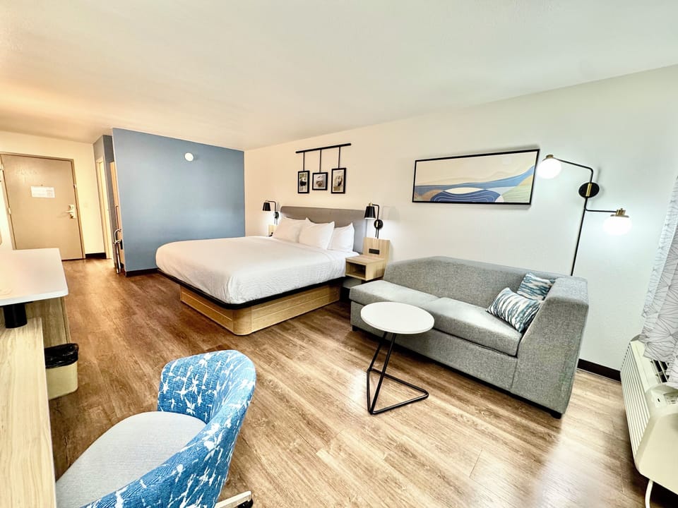 Desk, iron/ironing board, free WiFi, bed sheets