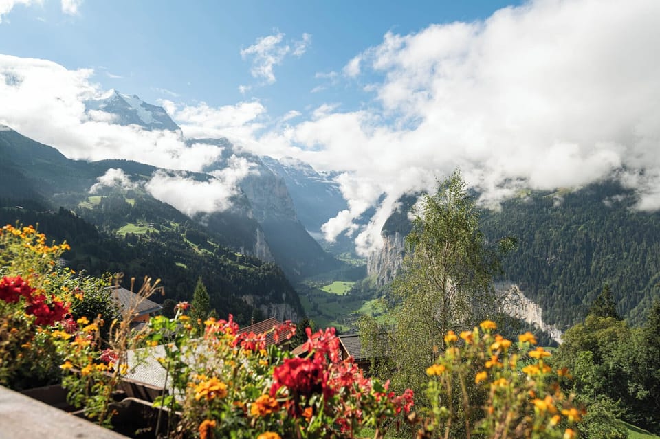 Twin Room, Balcony, Mountain View | In-room safe, desk, free cribs/infant beds, rollaway beds