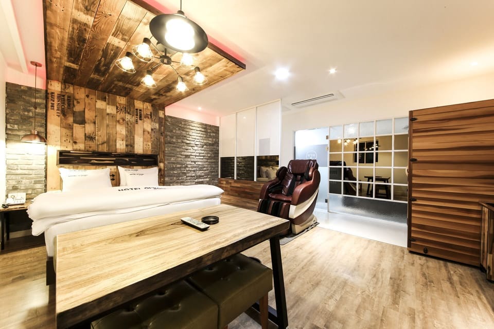 Event Sauna | Individually decorated, individually furnished, free WiFi, bed sheets